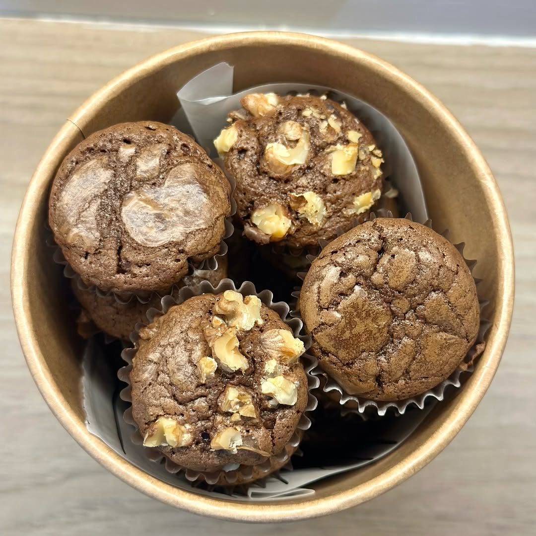 Mini Brownie Tub · Assorted